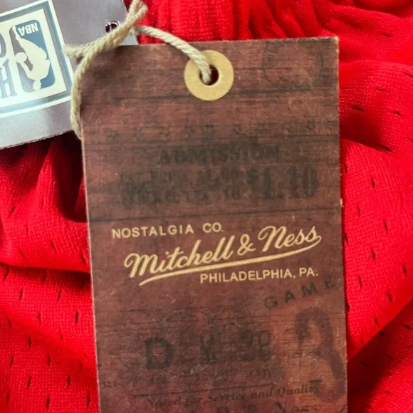 NBA Philadelphia 76ers Mitchell & Ness Shorts - Picture 5 of 7